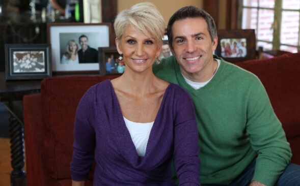 Kurt and Brenda Warner sitting on couch Kurt and Brenda Warner sitting on couch