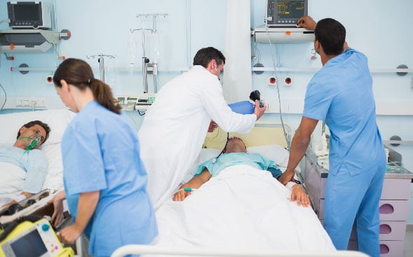 What to Expect as an ICU Nurse: ICU Travel Nurses | American Mobile