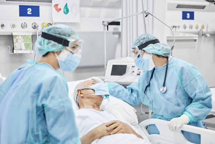ICU Nurses in the operating room ICU Nurses in the operating room